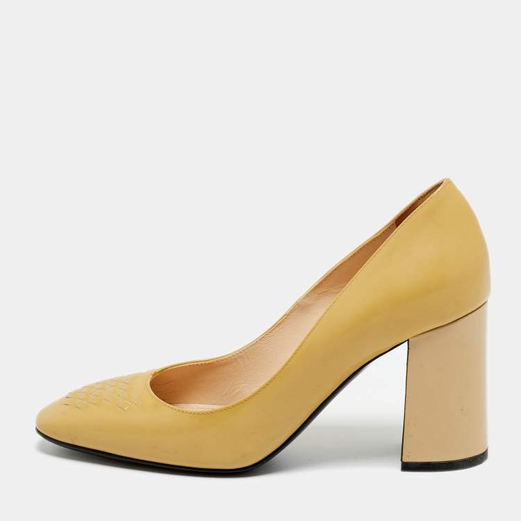 Pre Owned Bottega Veneta Size 35 Beige Patent Leather Intrecciato Detail Block Heel Pumps