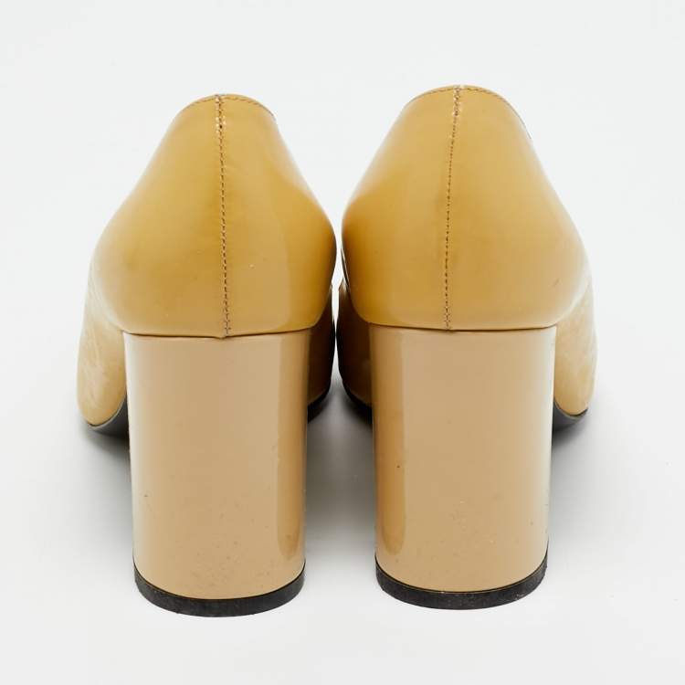 Pre Owned Bottega Veneta Size 35 Beige Patent Leather Intrecciato Detail Block Heel Pumps