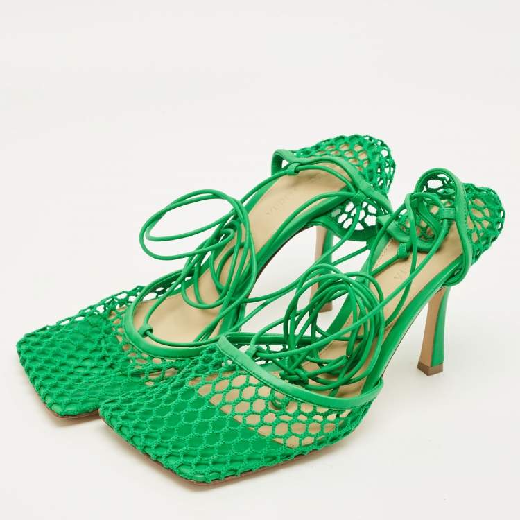 Pre Owned Bottega Veneta Stretch Size 40 Green Crochet and Leather Ankle Tie Pumps