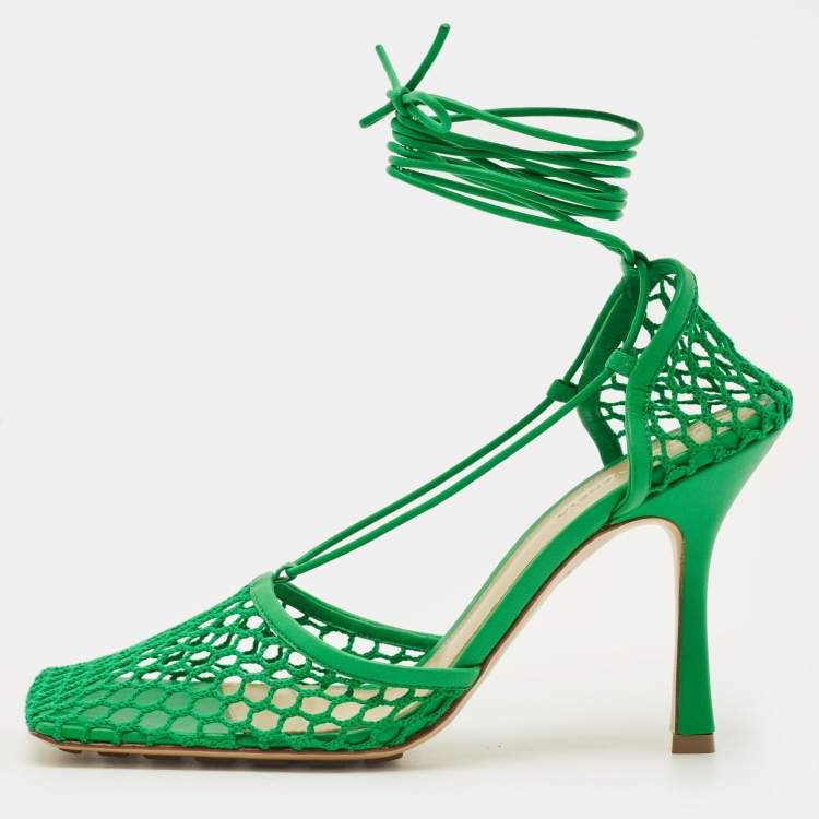 Pre Owned Bottega Veneta Stretch Size 40 Green Crochet and Leather Ankle Tie Pumps