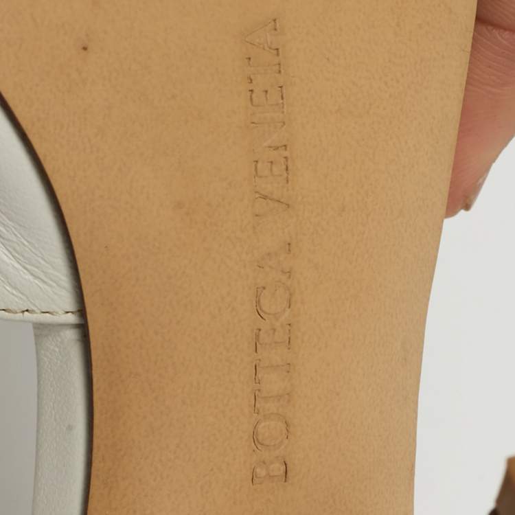 Pre Owned Bottega Veneta Lido Size 36.5 White Leather Slide Sandals