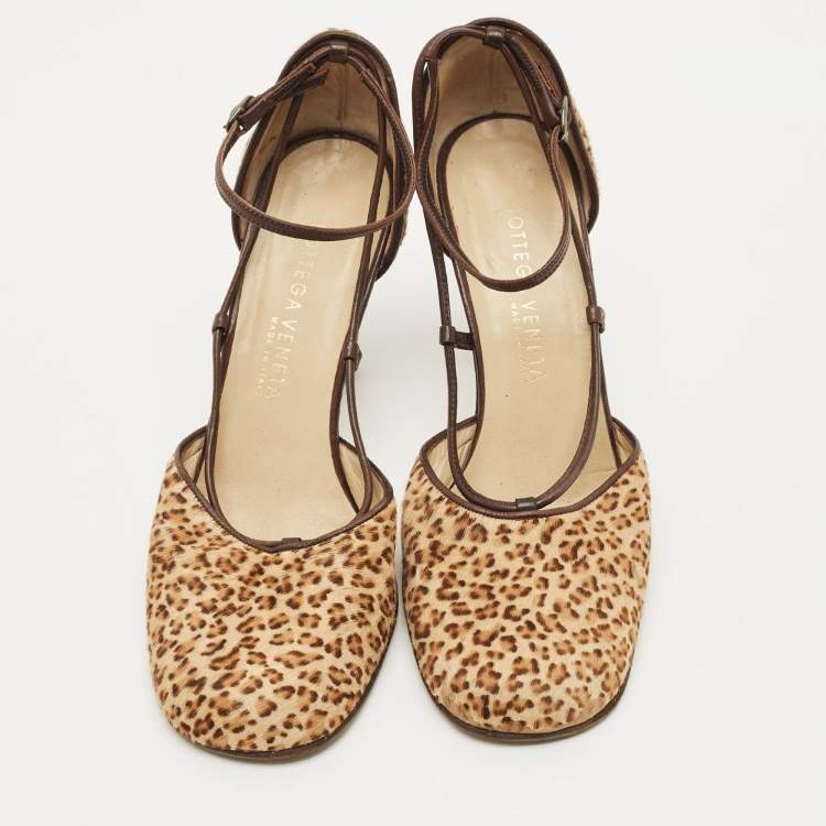 Pre Owned Bottega Veneta Size 38.5 Beige/Brown Leopard Print Calf Hair Ankle Strap D'orsay Pumps
