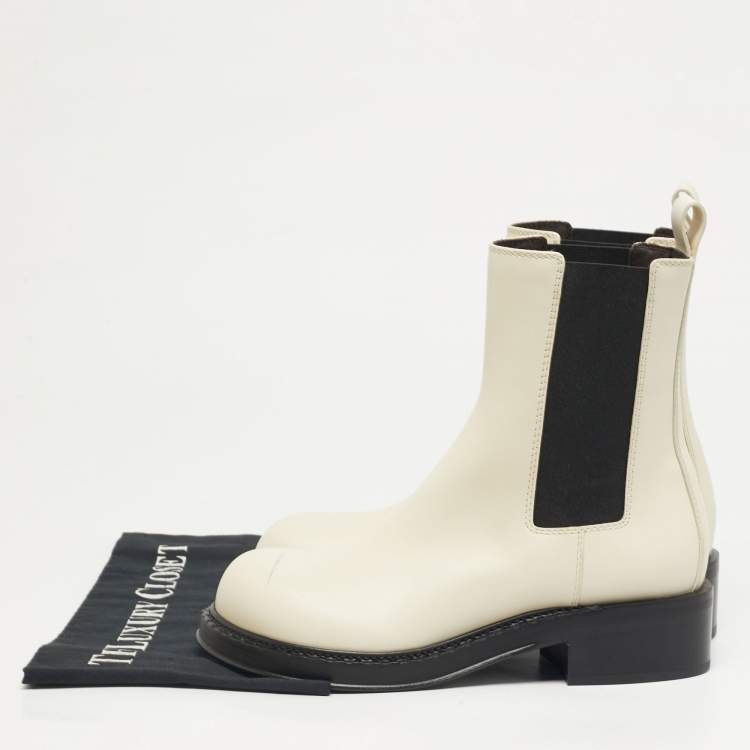 مملوكة مسبقًا Bottega Veneta Cliff Size 38 White Leather Ankle Length Boots