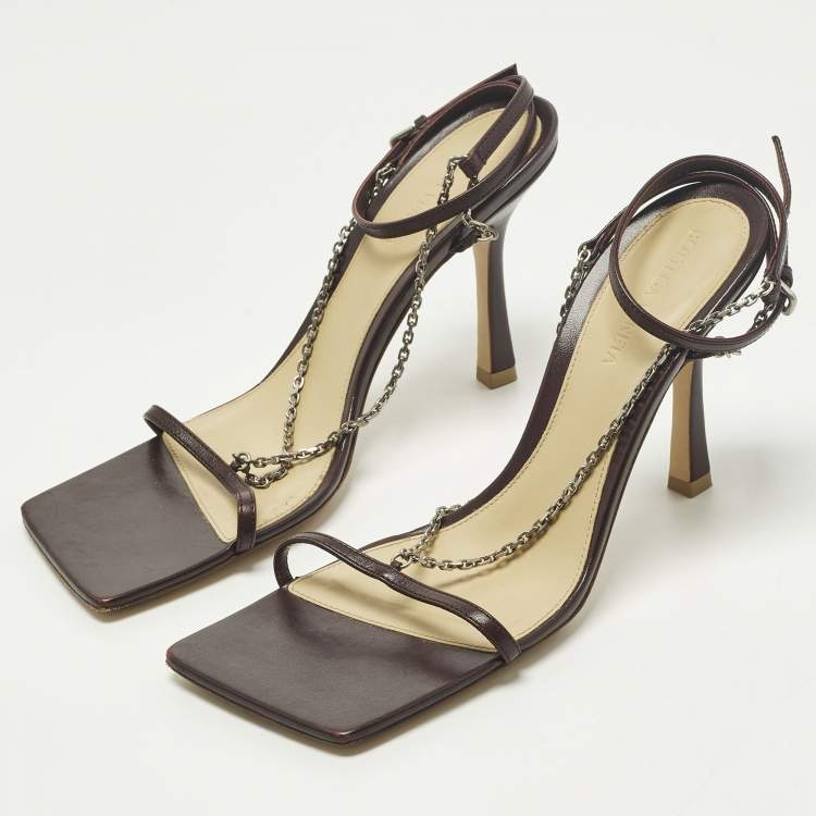 Pre Owned Bottega Veneta Stretch Size 38.5 Burgundy Leather Ankle Strap Sandals