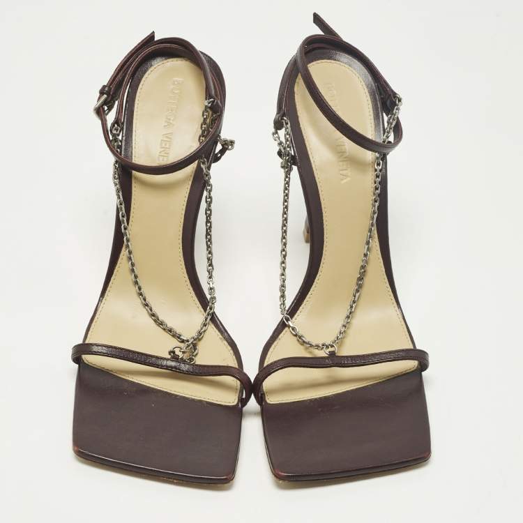 Pre Owned Bottega Veneta Stretch Size 38.5 Burgundy Leather Ankle Strap Sandals