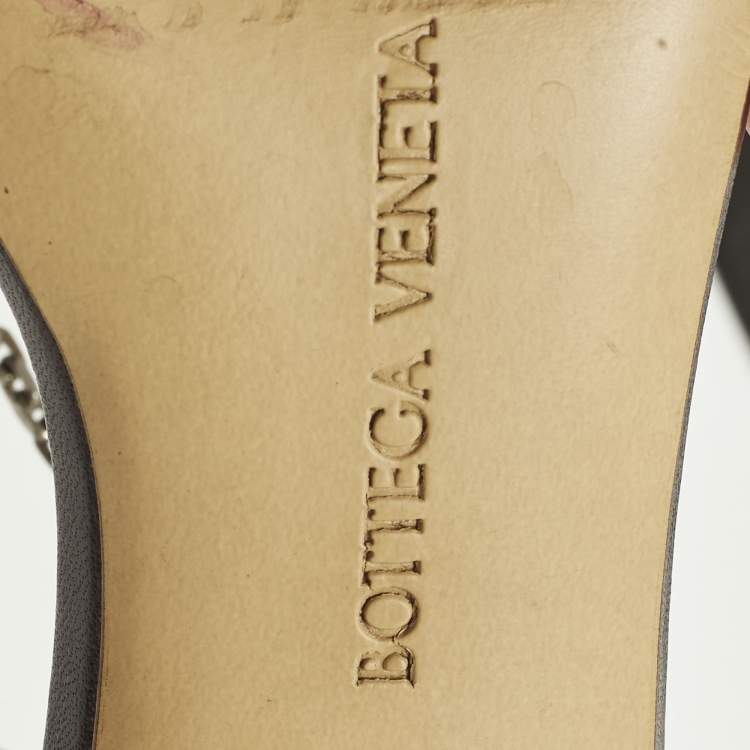 Pre Owned Bottega Veneta Stretch Size 38.5 Burgundy Leather Ankle Strap Sandals