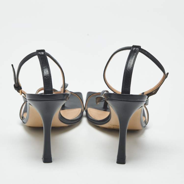 مملوكة مسبقًا Bottega Veneta Stretch Size 37 Black Leather Ankle Strap Sandals