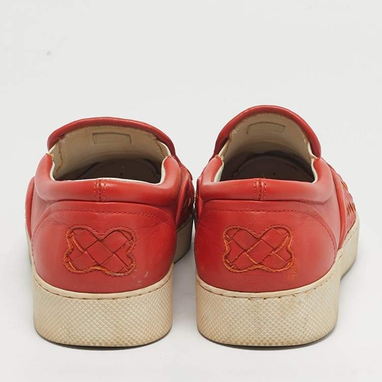 مملوكة مسبقًا حذاء رياضي بوتيغا فينيتا سليب أون جلد أنترشياتو بورغوندي دودجر مقاس 36