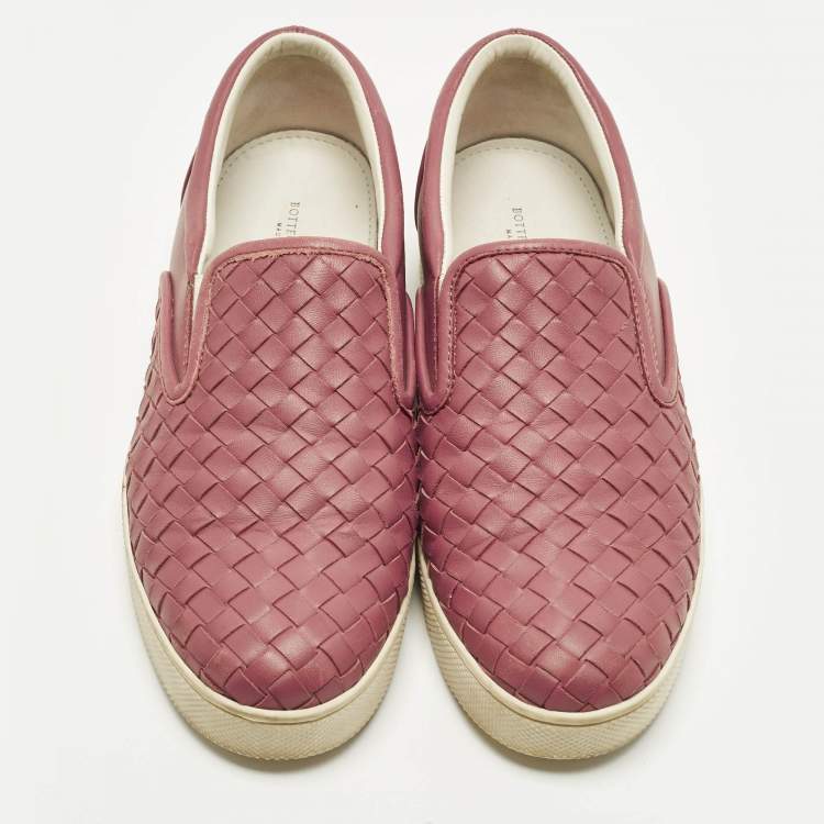 Pre Owned Bottega Veneta Size 37.5 Pink Intrecciato Leather Slip On Sneakers