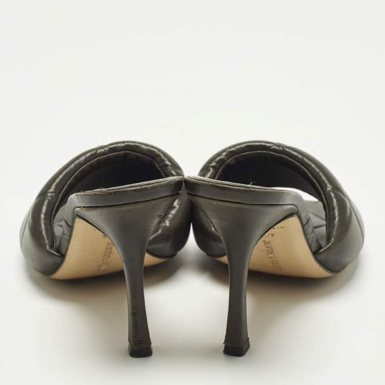 Pre Owned Bottega Veneta Lido Size 40.5 Dark Green Quilted Leather Slide Sandals