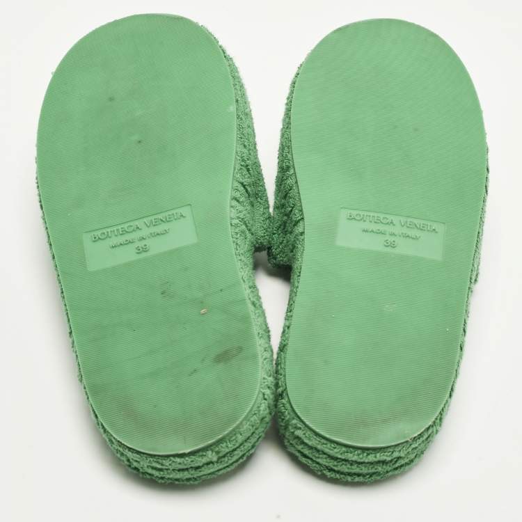 Pre Owned Bottega Veneta Resort Sponge Size 39 Green Fabric Flats