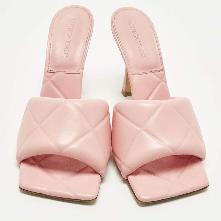 Pre Owned Bottega Veneta Lido Size 41 Pink Quilted Leather Slide Sandals