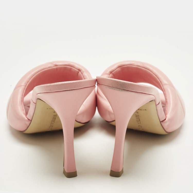 Pre Owned Bottega Veneta Lido Size 41 Pink Quilted Leather Slide Sandals