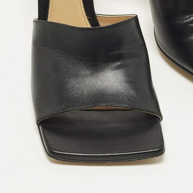Pre Owned Bottega Veneta Strech Size 37.5 Black Leather Slide Sandals