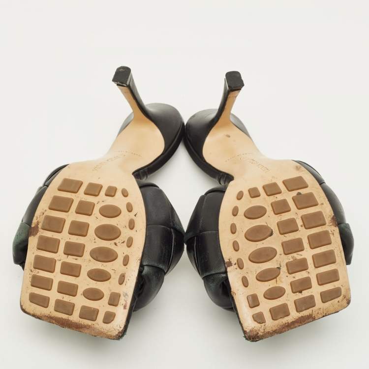 مملوكة مسبقًا Bottega Veneta Lido Size 37 Black Intrecciato Leather Slide Sandals