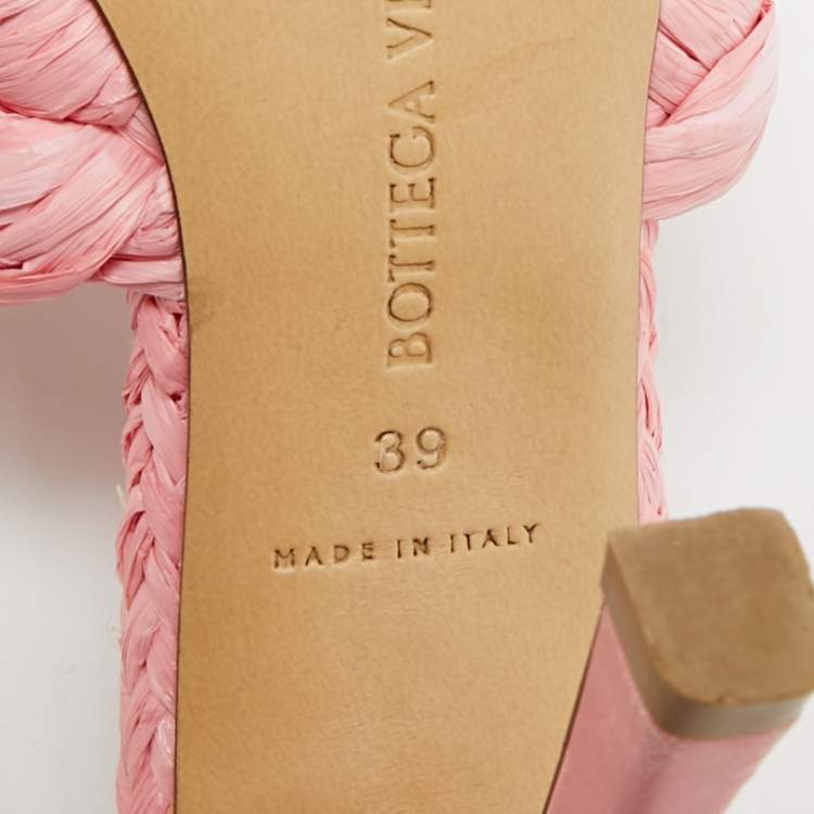 Pre Owned Bottega Veneta Stretch Size 39 Pink Raffia Slide Sandals