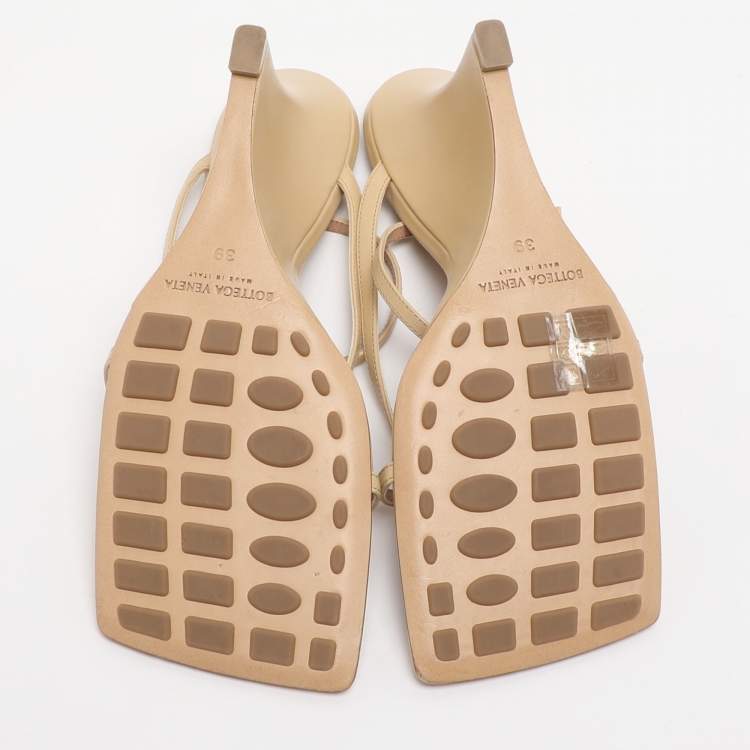 Pre Owned Bottega Veneta Stretch Size 39 Beige Leather Ankle Strap Sandals