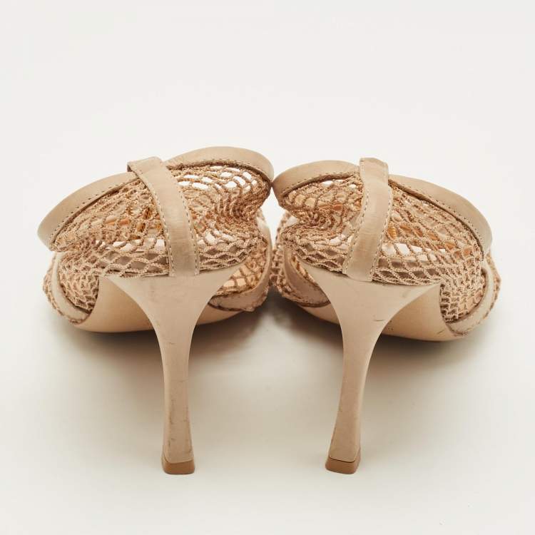 مملوكة مسبقًا Bottega Veneta Stretch Size 41 Beige Crochet and Leather Pumps