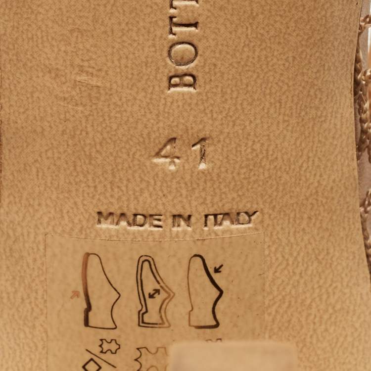 مملوكة مسبقًا Bottega Veneta Stretch Size 41 Beige Crochet and Leather Pumps