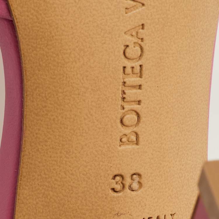 Pre Owned Bottega Veneta Stretch Size 38 Pink Mesh and Leather Ankle Wrap Sandals
