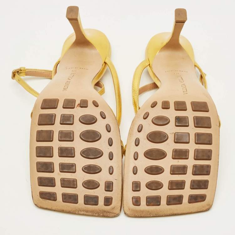 Pre Owned Bottega Veneta Stretch Size 38 Gold Leather Ankle Strap Sandals