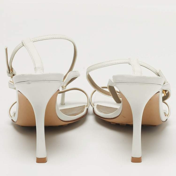 Pre Owned Bottega Veneta Stretch Size 38 White Leather Ankle Strap Sandals