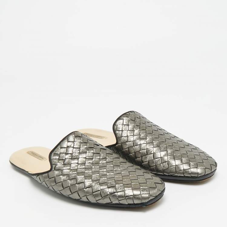 Pre Owned Bottega Veneta Size 39 Metallic Intrecciato Leather Flat Mules