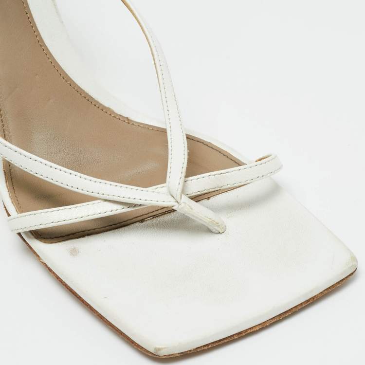 Pre Owned Bottega Veneta Stretch Size 37.5 White Leather Ankle Strap Sandals