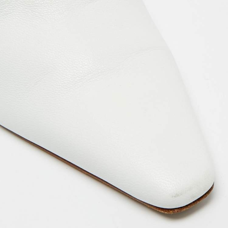 Pre Owned Bottega Veneta Almond Size 39 White Leather Pointed Toe Mules