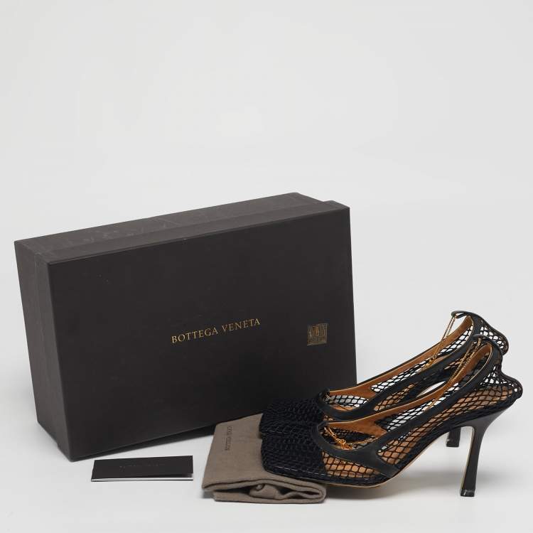 Pre Owned Bottega Veneta Stretch Size 37 Black Leather and Mesh Ankle Strap Pumps