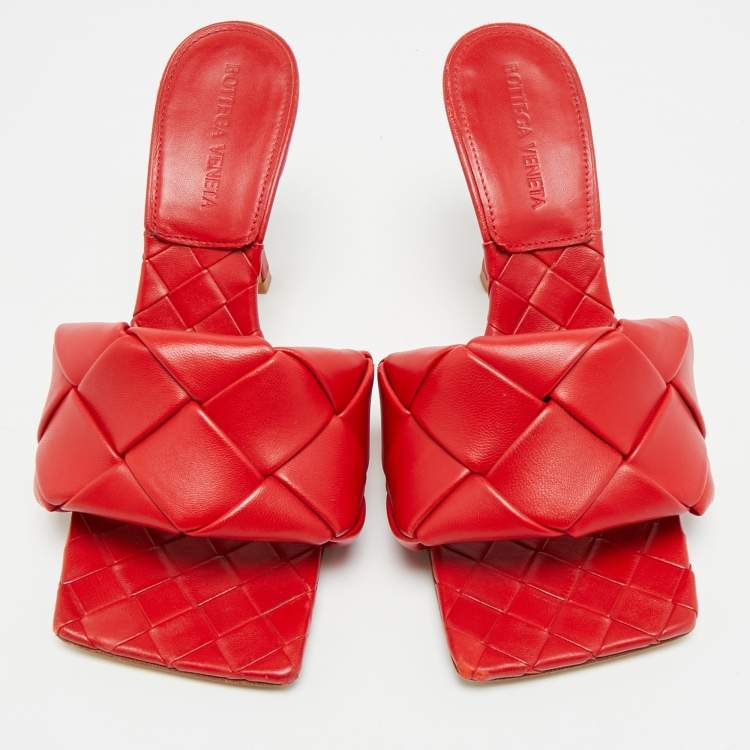 Pre Owned Bottega Veneta Lido Size 37 Red Intrecciato Leather Slide Sandals