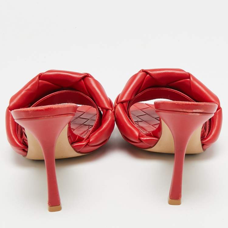 Pre Owned Bottega Veneta Lido Size 37 Red Intrecciato Leather Slide Sandals