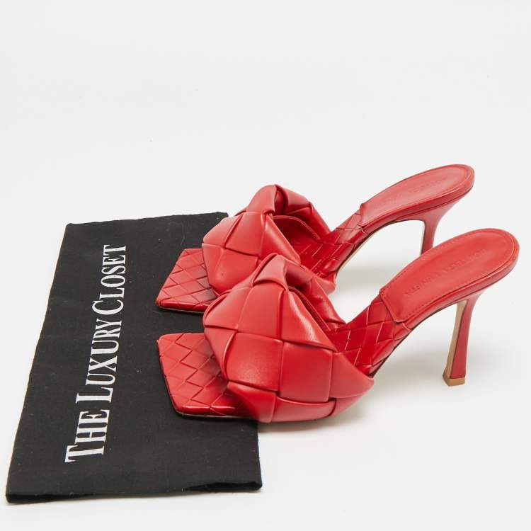 Pre Owned Bottega Veneta Lido Size 37 Red Intrecciato Leather Slide Sandals