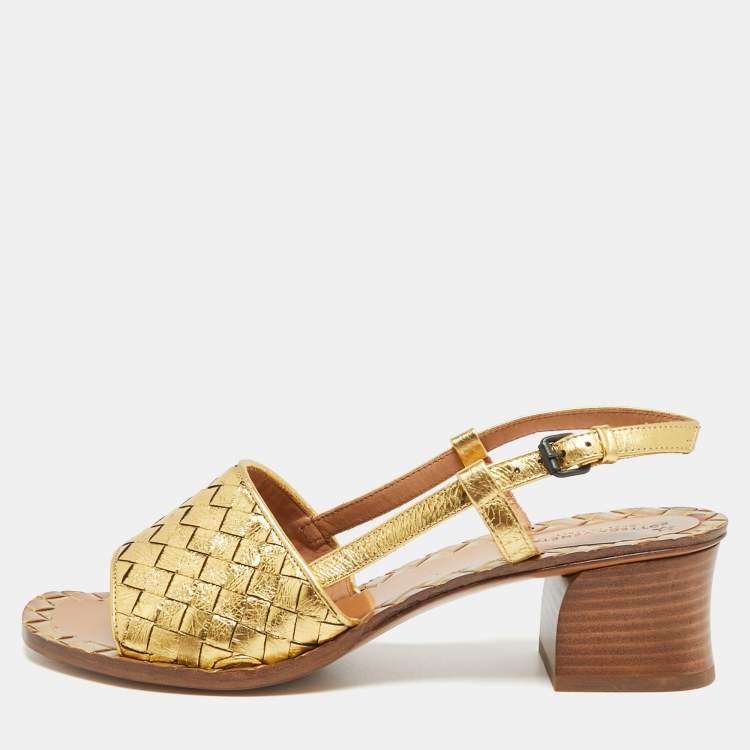 Pre Owned Bottega Veneta Size 38 Gold Intrecciato Leather Slingback Sandals