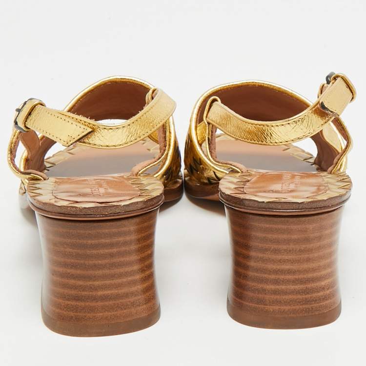 Pre Owned Bottega Veneta Size 38 Gold Intrecciato Leather Slingback Sandals