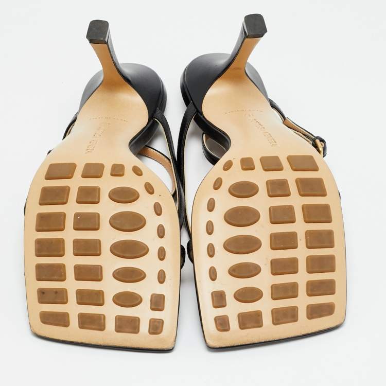 Pre Owned Bottega Veneta Stretch Size 37 Black Leather Ankle Strap Sandals