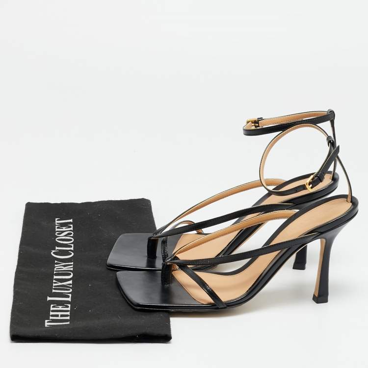 Pre Owned Bottega Veneta Stretch Size 37 Black Leather Ankle Strap Sandals