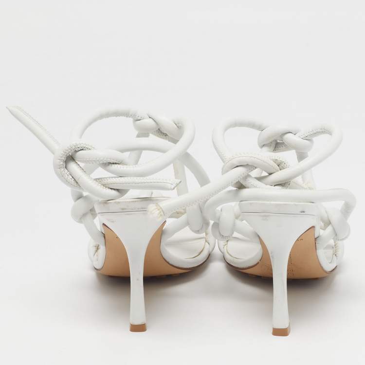 Pre Owned Bottega Veneta Knot Size 38 White Leather Ankle Strap Sandals