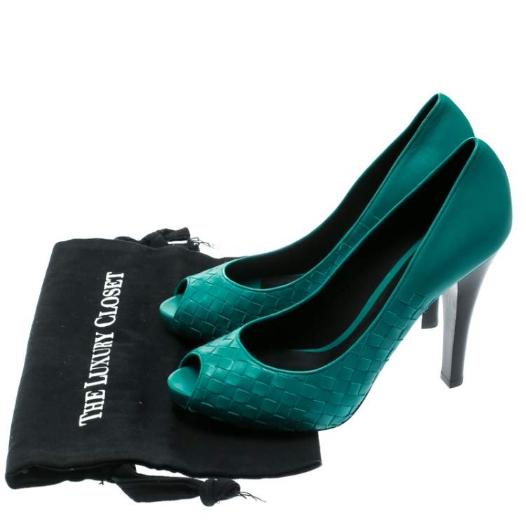 Pre Owned Bottega Veneta Green Leather Intrecciato Peep Toe Platform Pumps Size 41