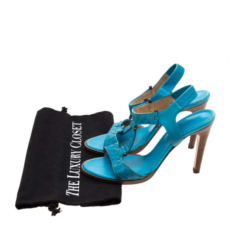 Pre Owned Bottega Veneta Blue Intrecciato Leather T Strap Sandals Size 37