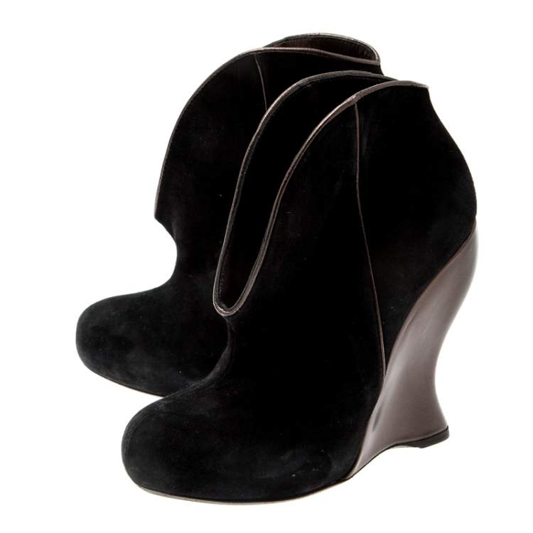 Pre Owned Bottega Veneta Black Suede Wedge Ankle Boots Size 35.5