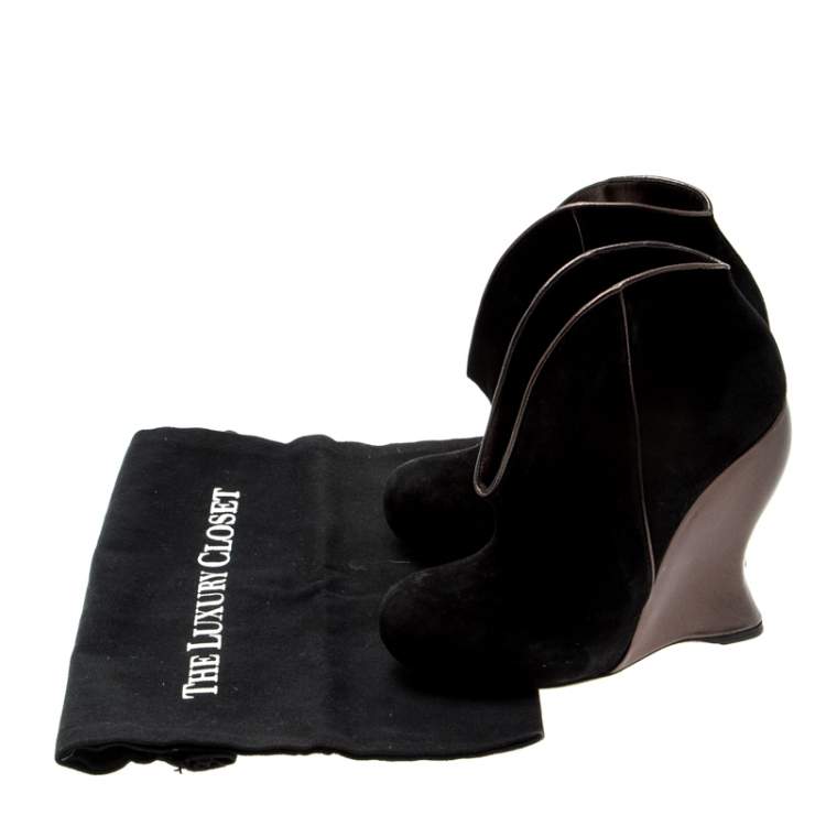 Pre Owned Bottega Veneta Black Suede Wedge Ankle Boots Size 35.5