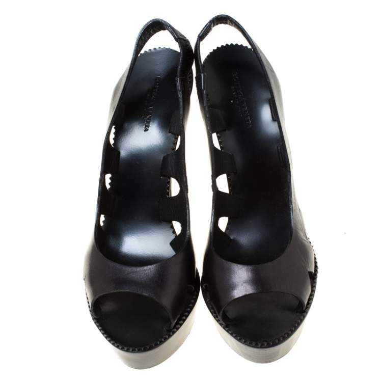 Pre Owned Bottega Veneta Black Cut Out Leather Platform Slingback Sandals Size 38