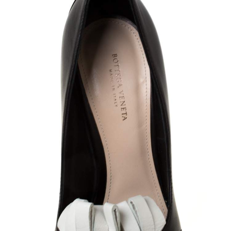 Pre Owned Bottega Veneta Black/White Leather Frill Detail Platform Block Heel Pumps Size 37