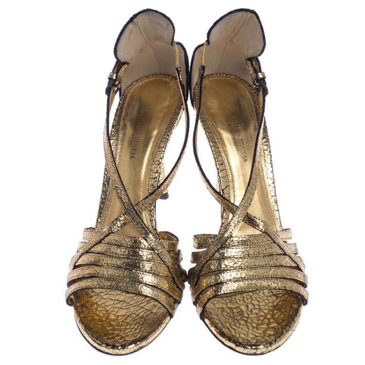 Pre Owned Bottega Veneta Metallic Gold Crackled Leather Strappy Sandals Size 39.5