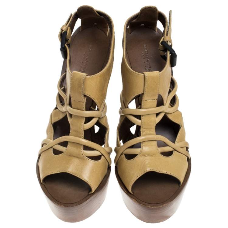 Pre Owned Bottega Veneta Beige Leather Cutout Platform Ankle Strap Sandals Size 37.5
