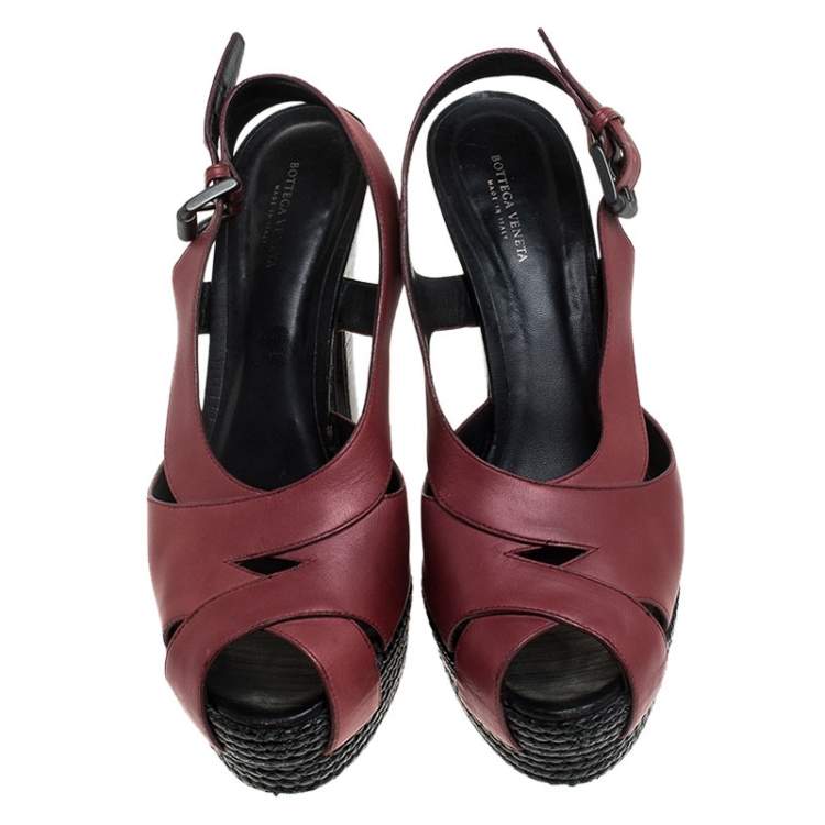 Pre Owned Bottega Veneta Burgundy Leather Peep Toe Platform Slingback Sandals Size 39