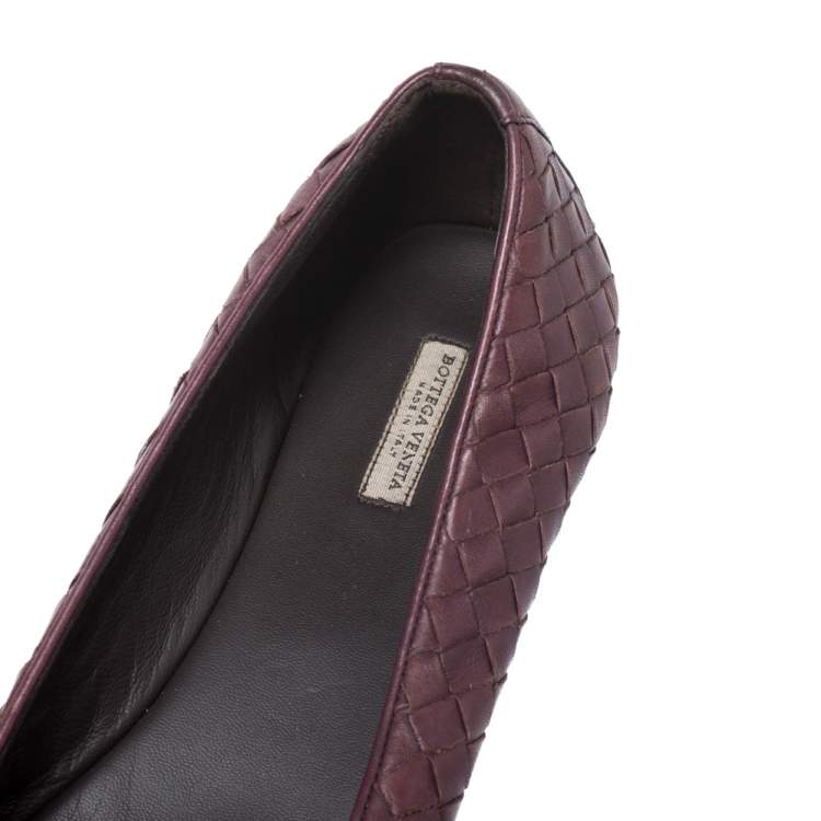 Pre Owned Bottega Veneta Burgundy Intrecciato Leather Ballet Flats Size 39.5
