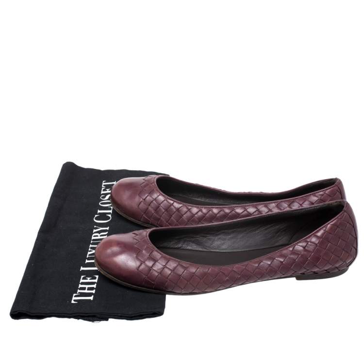 Pre Owned Bottega Veneta Burgundy Intrecciato Leather Ballet Flats Size 39.5