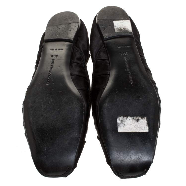 Pre Owned Bottega Veneta Black Pleated Satin Scrunch Ballet Flats Size 39.5